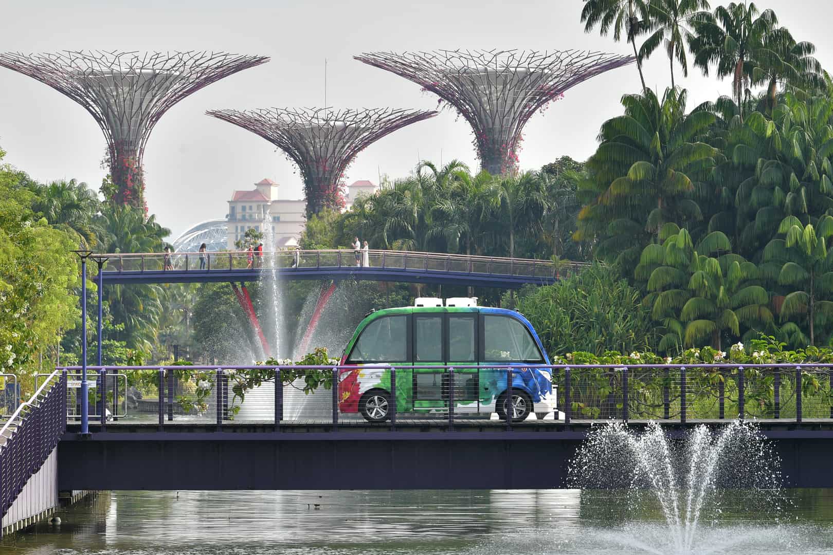 NAVYA AUTONOM SHUTTLE circulating on a bridge at Gardens By The Bay